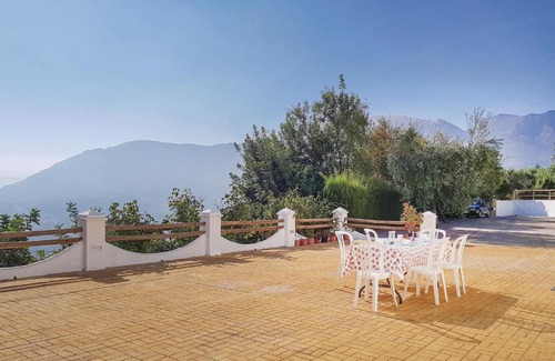Zahara de la Sierra House | Awesome home in Zahara de la Sierra w/ WiFi and 5 Bedrooms