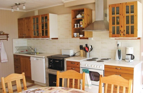 Algaras House | Awesome home in älgarås with WiFi