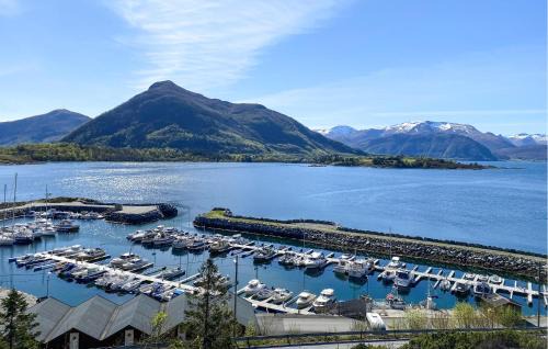 Ulstein Municipality House | Awesome Home In Ørsta
