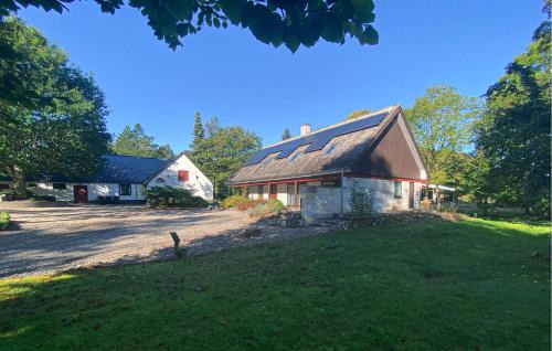 Norddjurs Municipality House | Awesome Home In Allingåbro With Wifi