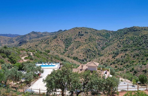 Almogia House | Awesome home in Almogia