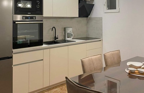 Crkvice House | Awesome home in Crkvice with WiFi
