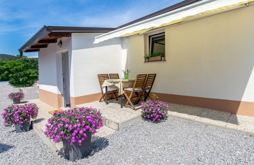 Sezana House | Awesome home in Dutovlje with WiFi