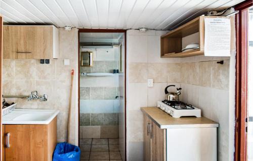 Dzwirzyno House | Awesome Home In Dzwirzyno With Wifi