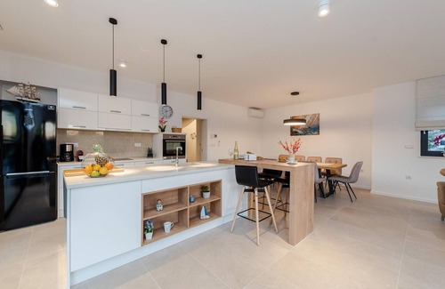 Biograd na Moru House | Awesome home in Biograd na moru