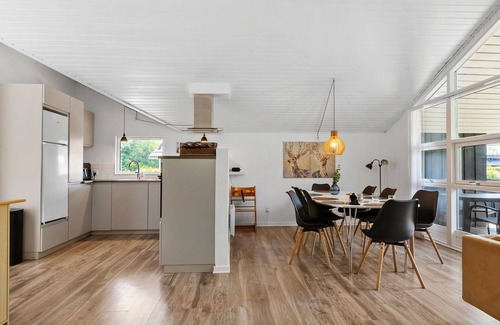 Pøt Strandby House | Awesome home in Juelsminde with sauna