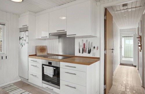 Grønhøj House | Awesome home in Løkken