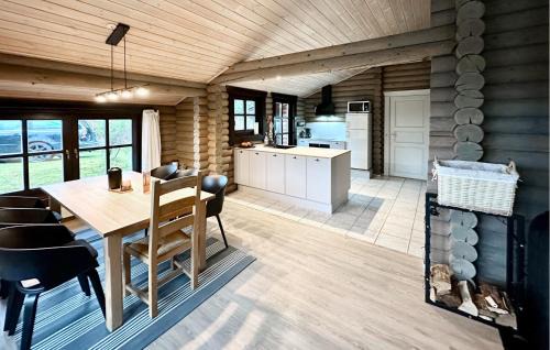 Nørre Lyngby House | Awesome Home In Løkken With Sauna