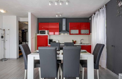 Sumber House | Awesome home in Labin with WiFi