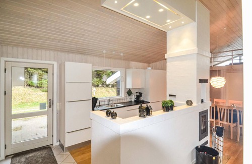 Nr. Lyngby House | Awesome home in Løkken with sauna