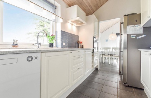Hasmark Strand House | Awesome home in Otterup with WiFi