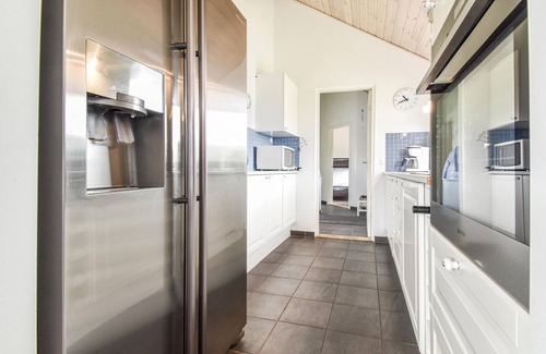 Hasmark Strand House | Awesome home in Otterup with WiFi