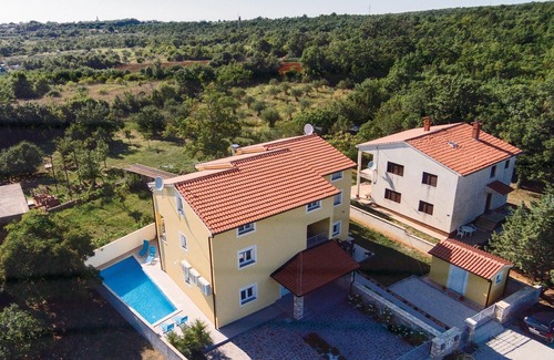 Tar-Vabriga House | Awesome home in Perci with WiFi