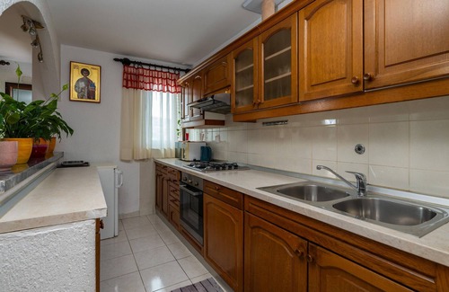 Vintijan House | Awesome home in Pula with sauna