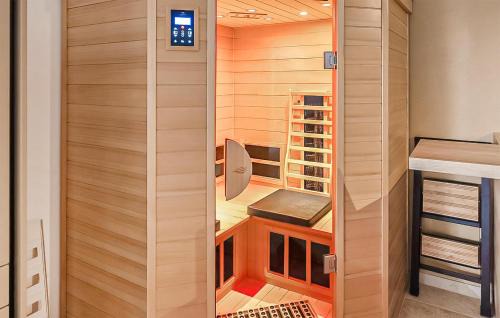Stegersbach House | Awesome Home In Stegersbach With Sauna