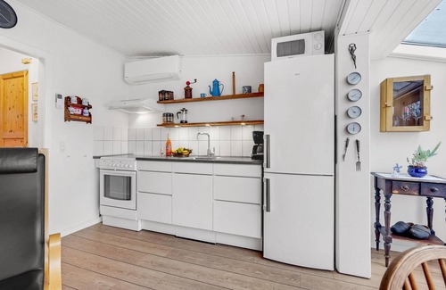 Vejers House | Awesome home in Vejers Strand with WiFi
