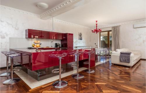 Opatija House | Awesome Home In Veprinac With Wifi