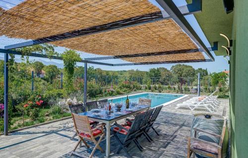 South Croatia Coast House | Awesome Home In Zagvozd