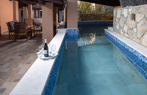Zastrazisce House | Awesome home in Zastrazisce with WiFi