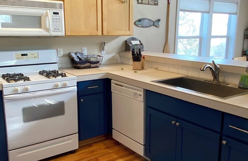 Bend House | Awesome location! Next to river, close to downtown. Walk everywhere!