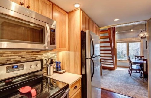 Warrior's Mark Condo | Awesome Location - Short Walk to Mountain and Town!