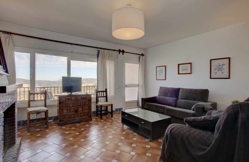 Old Town Apartment | AWESOME VIEWS & LOCATION IN OLD TOWN B