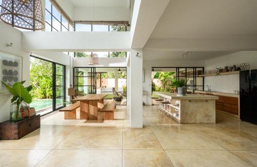 Ahangama Villa | Awimbawei House