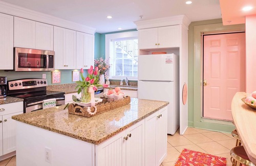 Historic District - North House | Aye Aye, Captain at York Street!