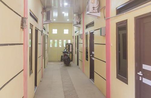 Singaraja Hotel | Ayna Syariah Mitra RedDoorz Indramayu