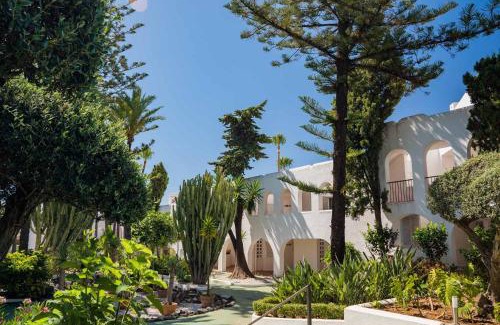 Marbella Apartment | Azahara I, 25A small cozy apartment with great views located in the popular area of Nueva Andalucia
