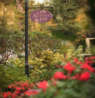 Historic Downtown Savannah Bed & Breakfast | Azalea Inn and Villas