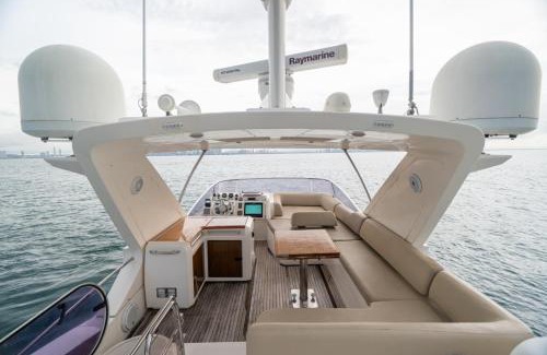 Amador Boat Rental | Azimut 58
