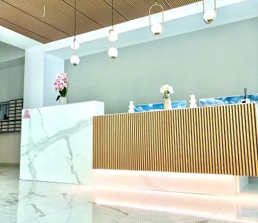 Mamaia-Sat Apartment | Azimuth Beach Studios