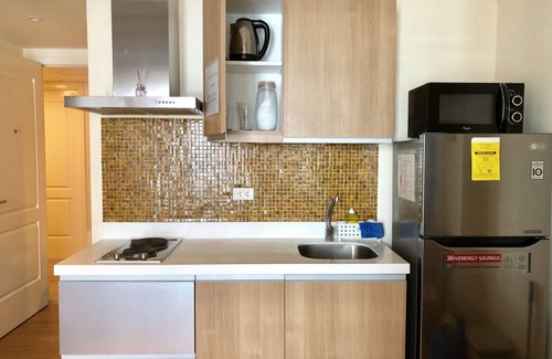 Pasay Condo | Azure Staycation near Airport by Celestine