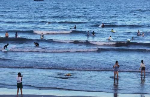 Huidong Apartment | Azure Tide Retreat Holiday Hotel