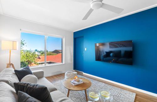 Scarborough Apartment | Azure Walk - Short Walk to the Beach
