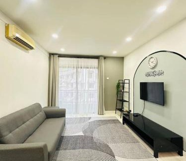 Kampung Bakau House | AzYaa Homestay