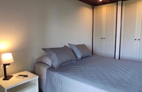 Cabo Frio House | Búzius na Praia da Ferradura Frente mar