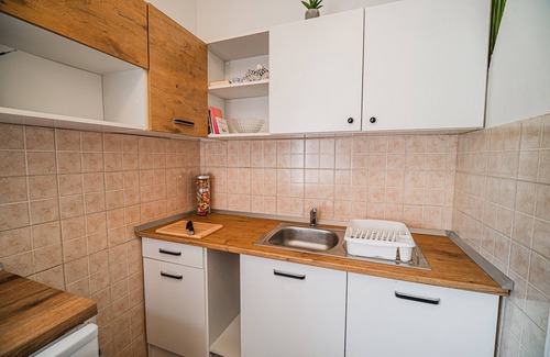 Brezice Apartment | B&B Apartment Racman with Balcony