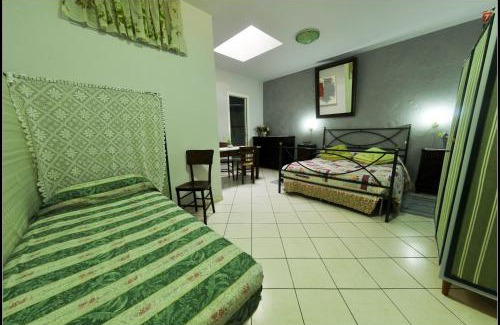 Ceriale House | B&B Au Caruggiu