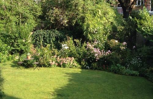 Sint-Pieters-Woluwe Bed & Breakfast | B&B Capitaine Piret
