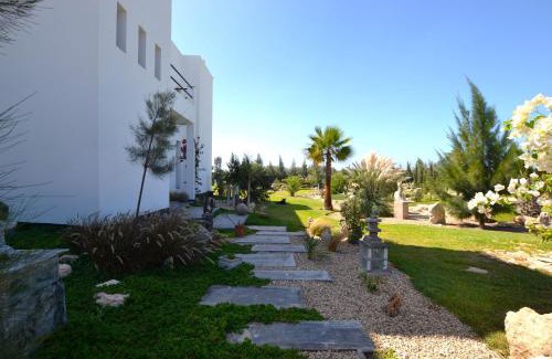 Afrate Haissoun Bed & Breakfast | B&B détente avec petit déjeuner et piscine