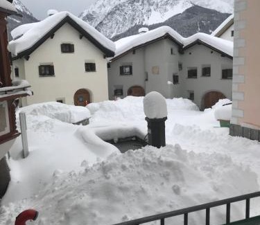 Engadin Scoul Apartment | B&B Hotel & Appartements Chasa Valär