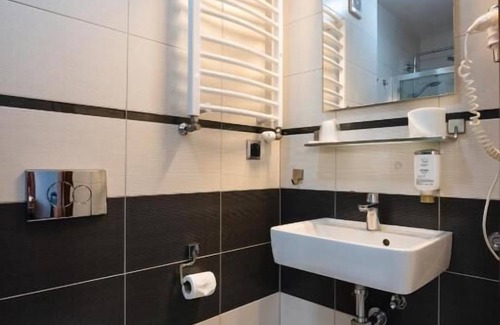 Piotrkow Trybunalski Hotel | B&B HOTEL Piotrków Trybunalski