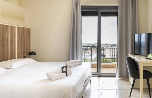 Pomezia Hotel | B&B Hotel Pomezia Cortese