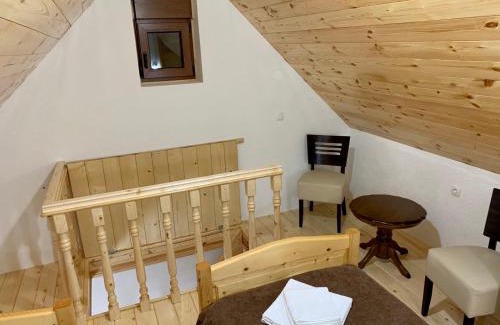 Virak Bed & Breakfast | B&B Izvor