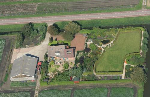 Andijk Bed & Breakfast | B&B “Te Warskip bij BlokVis”