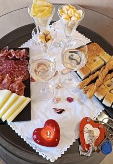 Montaldo Scarampi Bed & Breakfast | B&B TERRA DI COLLINA