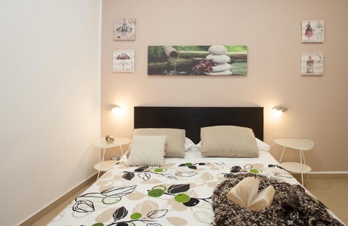 Caltagirone Bed & Breakfast | B&B Trio D'Archi - La Pilozza Infiorata