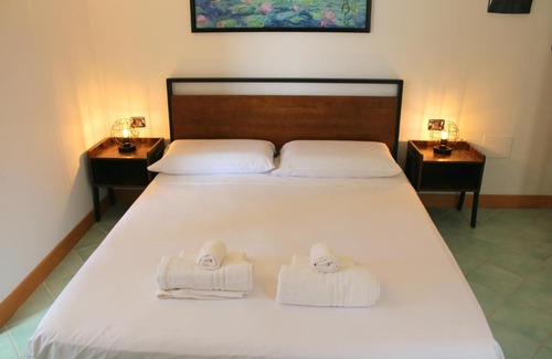 Margherita di Savoia Bed & Breakfast | B&B Via Veneto